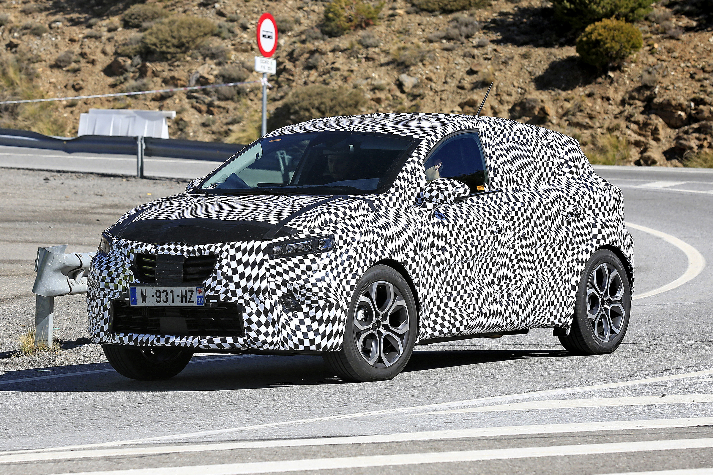 2020 Renault Captur hybrid 