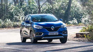 Renault Kadjar cornering