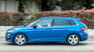 Skoda Scala side
