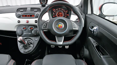 Abarth 500 - interior