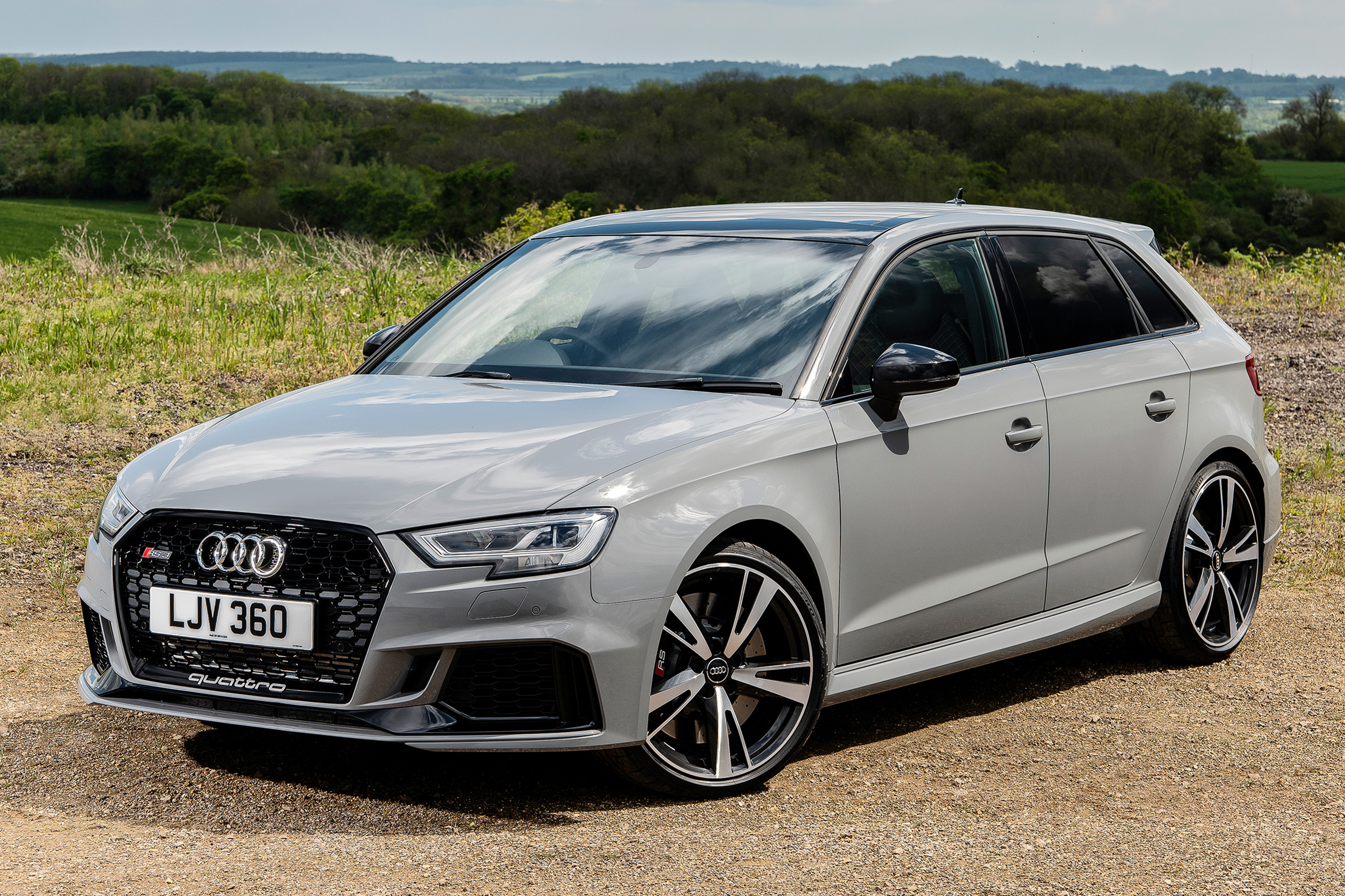 Audi RS3 front 3/4 static