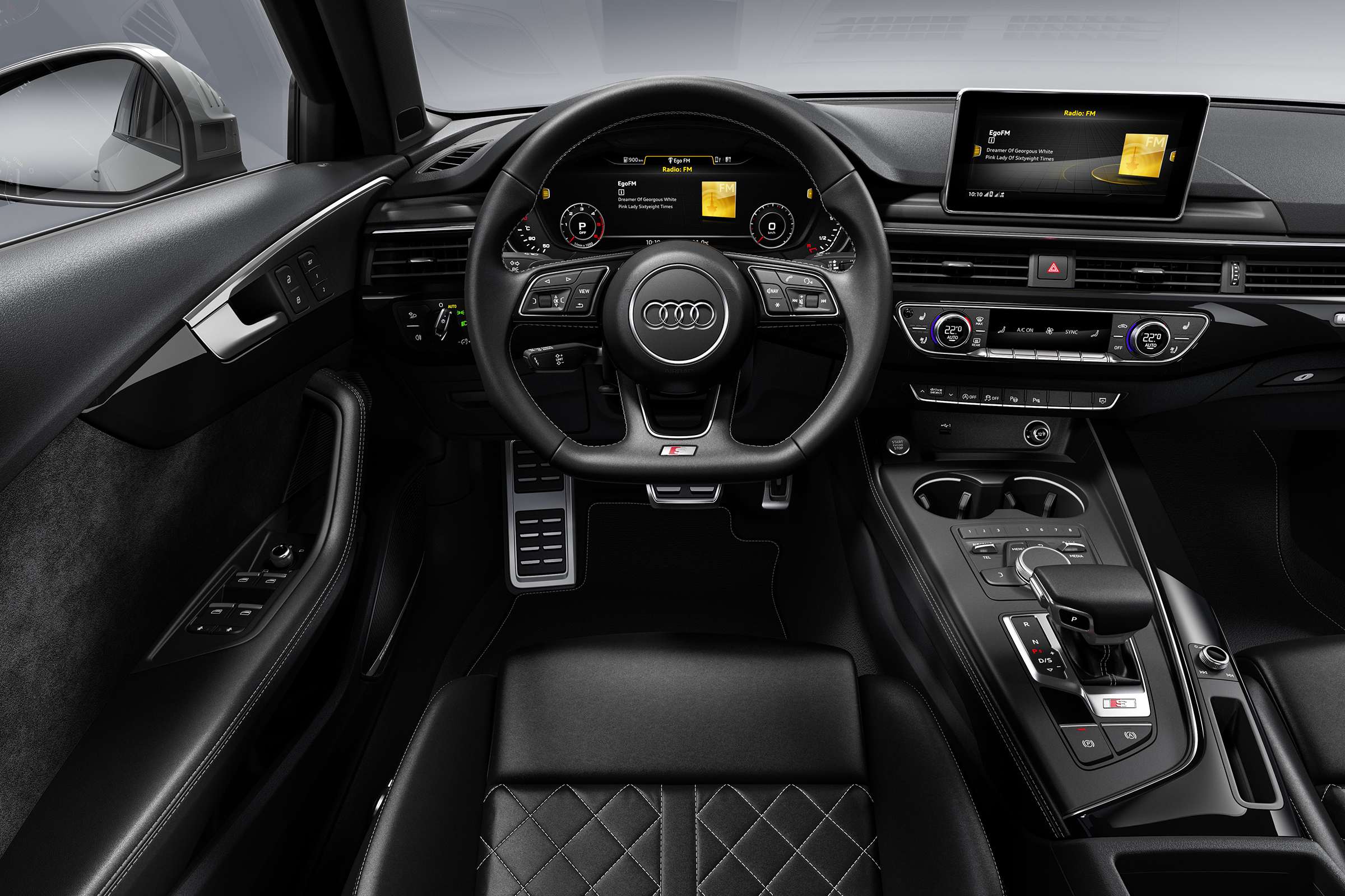 Audi S4 Avant TDI - interior