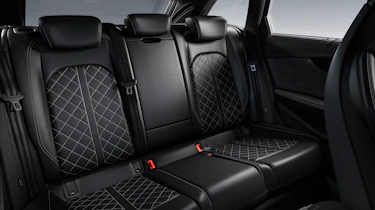 Audi S4 Avant TDI - rear seats
