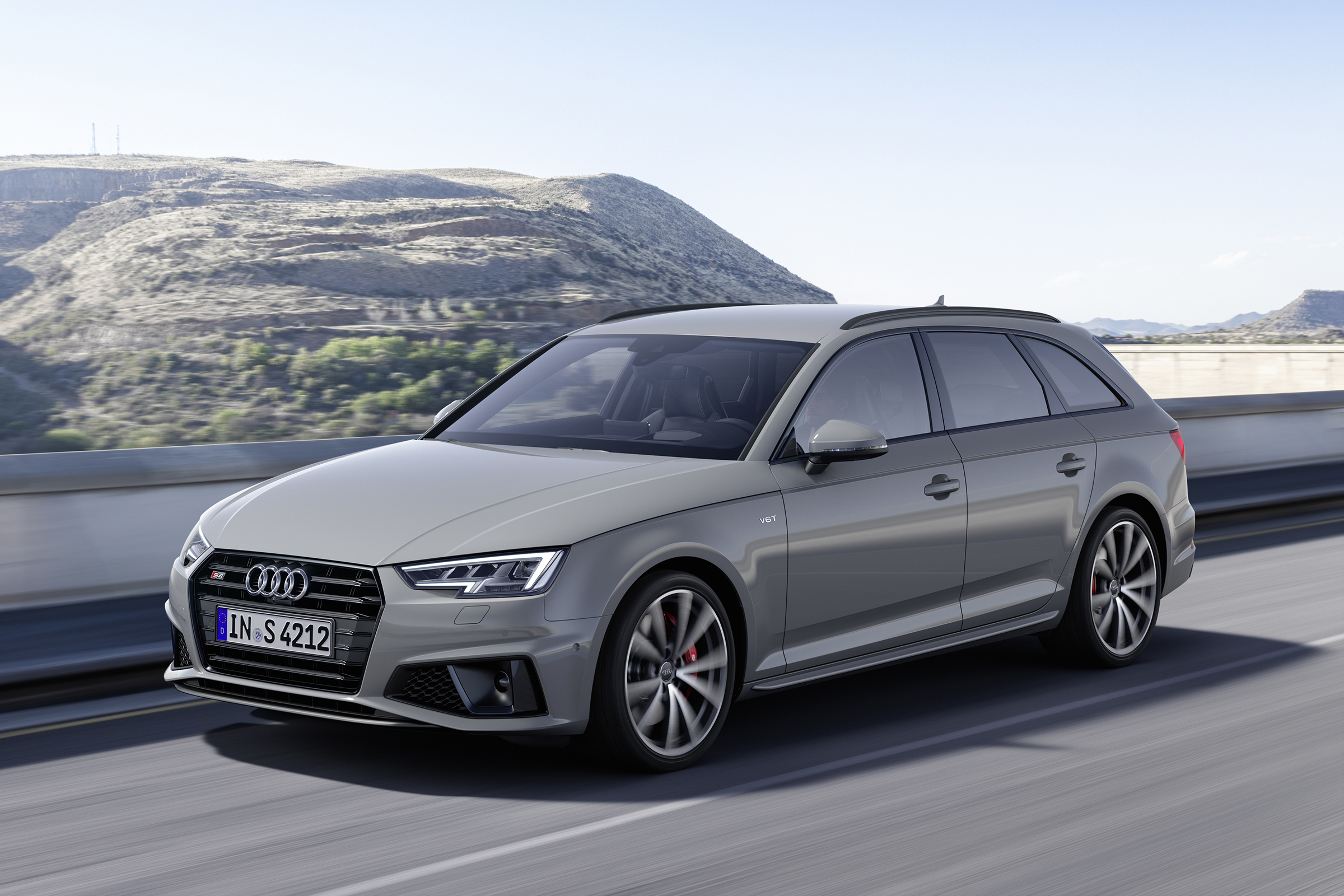Audi S4 Avant TDI - Front driving 