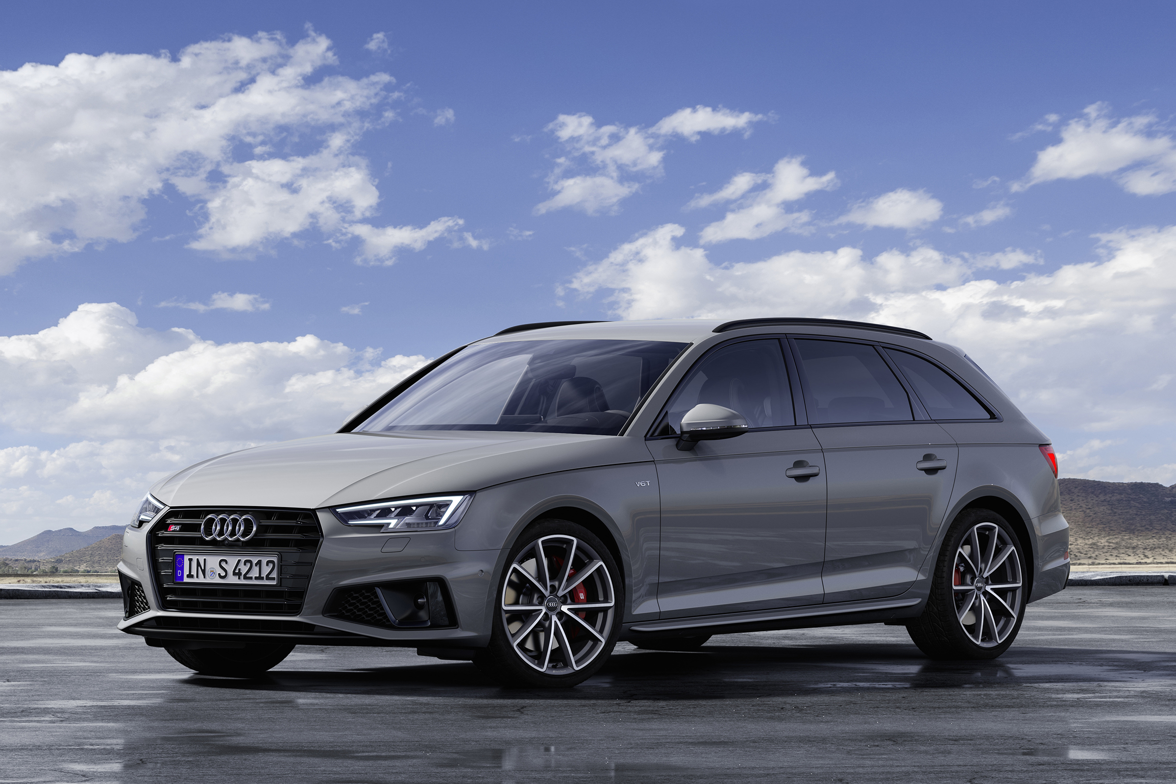 Audi S4 Avant TDI - Front static