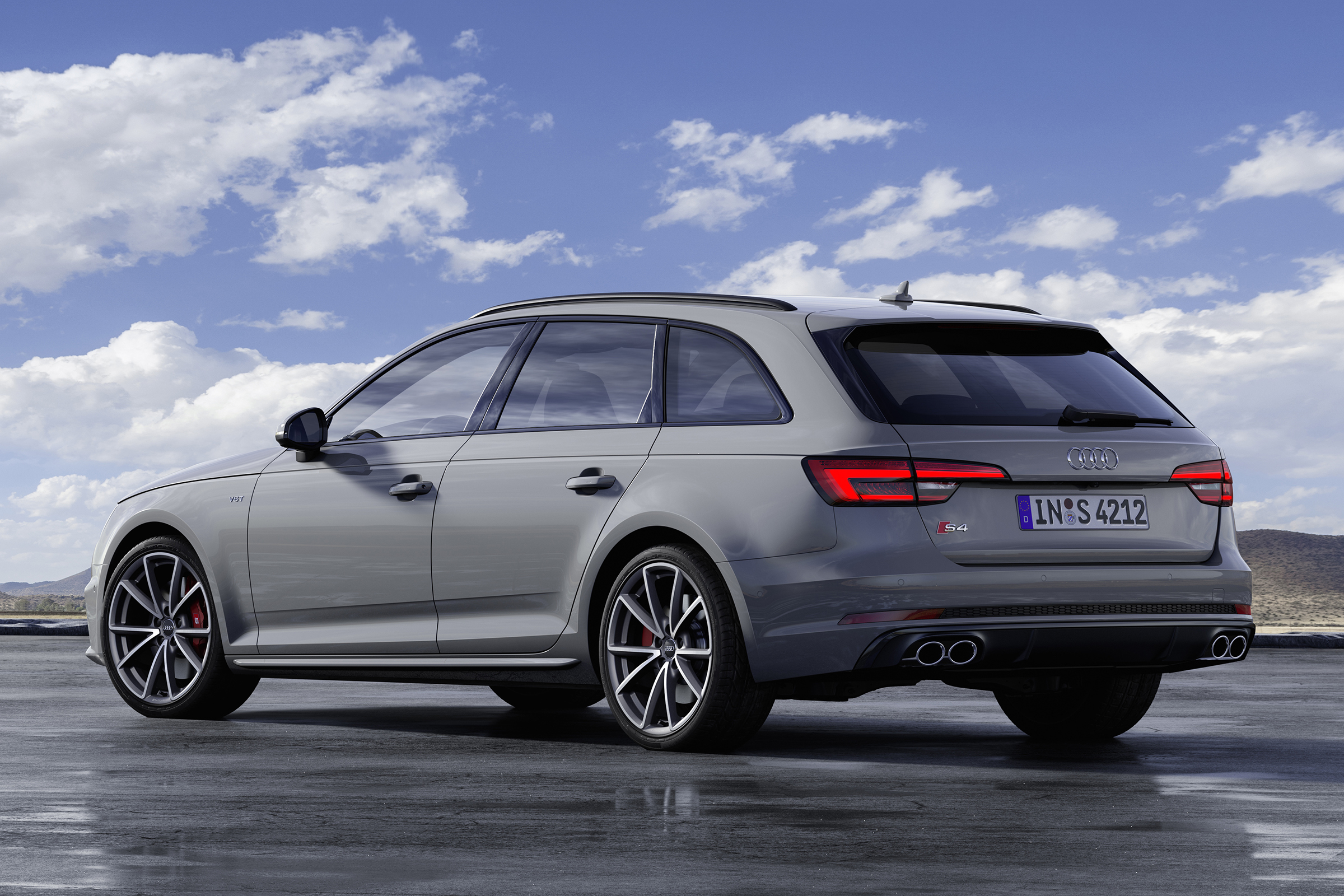 Audi S4 Avant TDI - rear static
