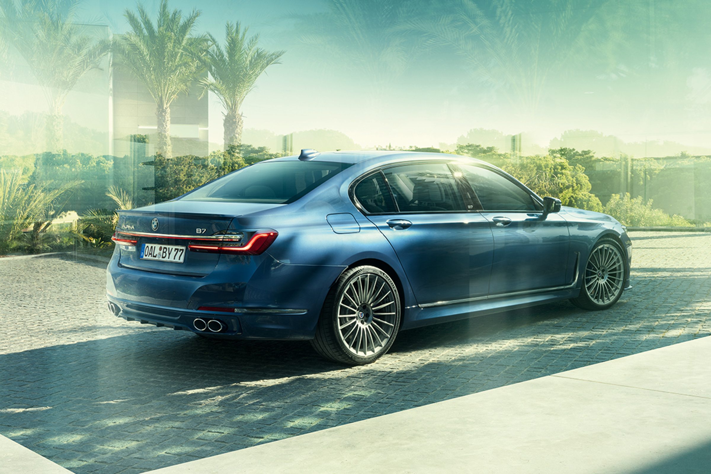 Alpina B7 rear