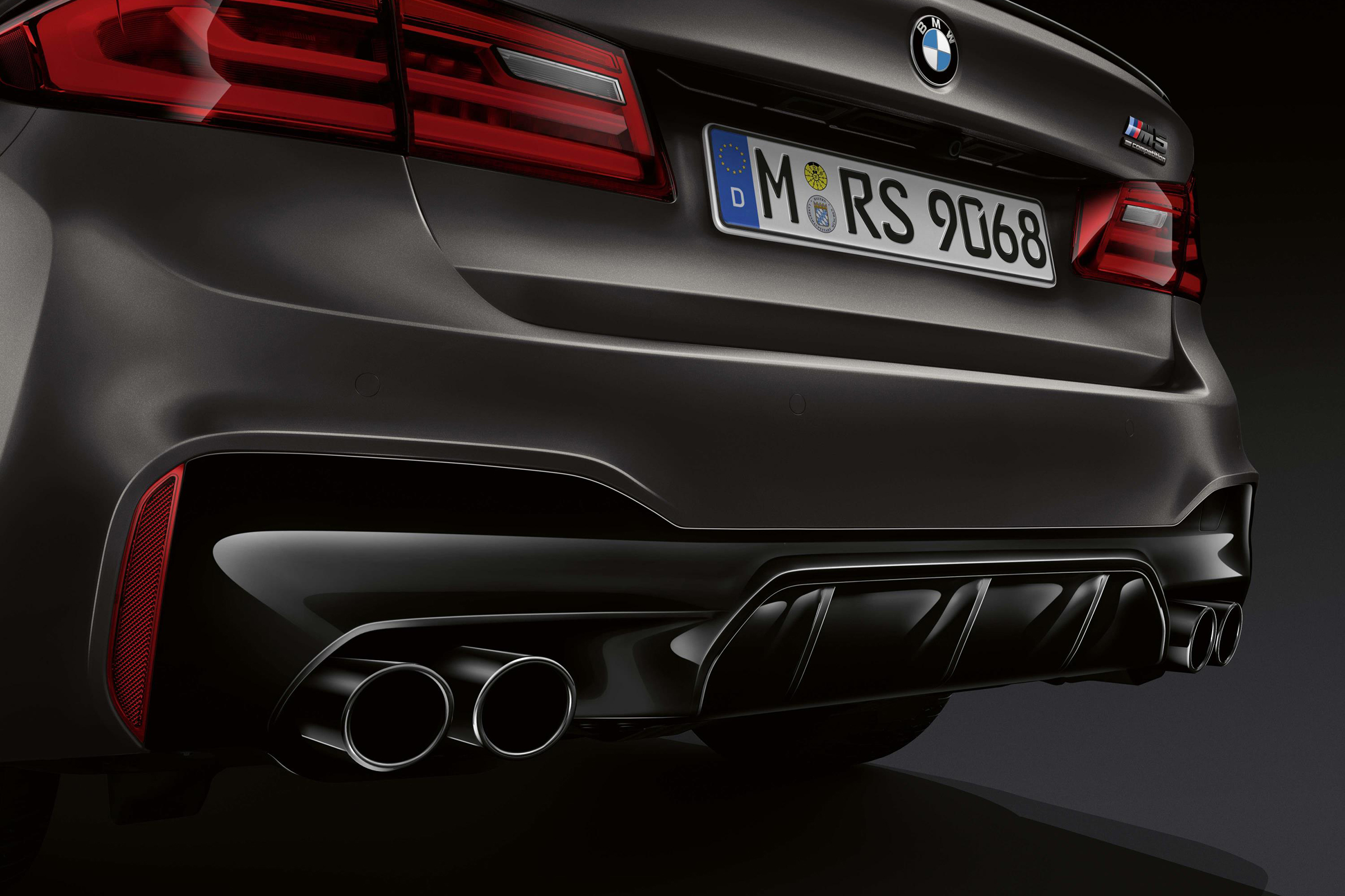 BMW M5 Edition 35 Years exhaust