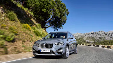 2019 BMW X1 SUV - front 3/4 dynamic