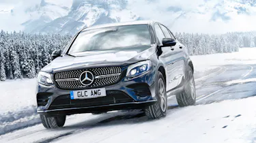 Mercedes GLC in snow