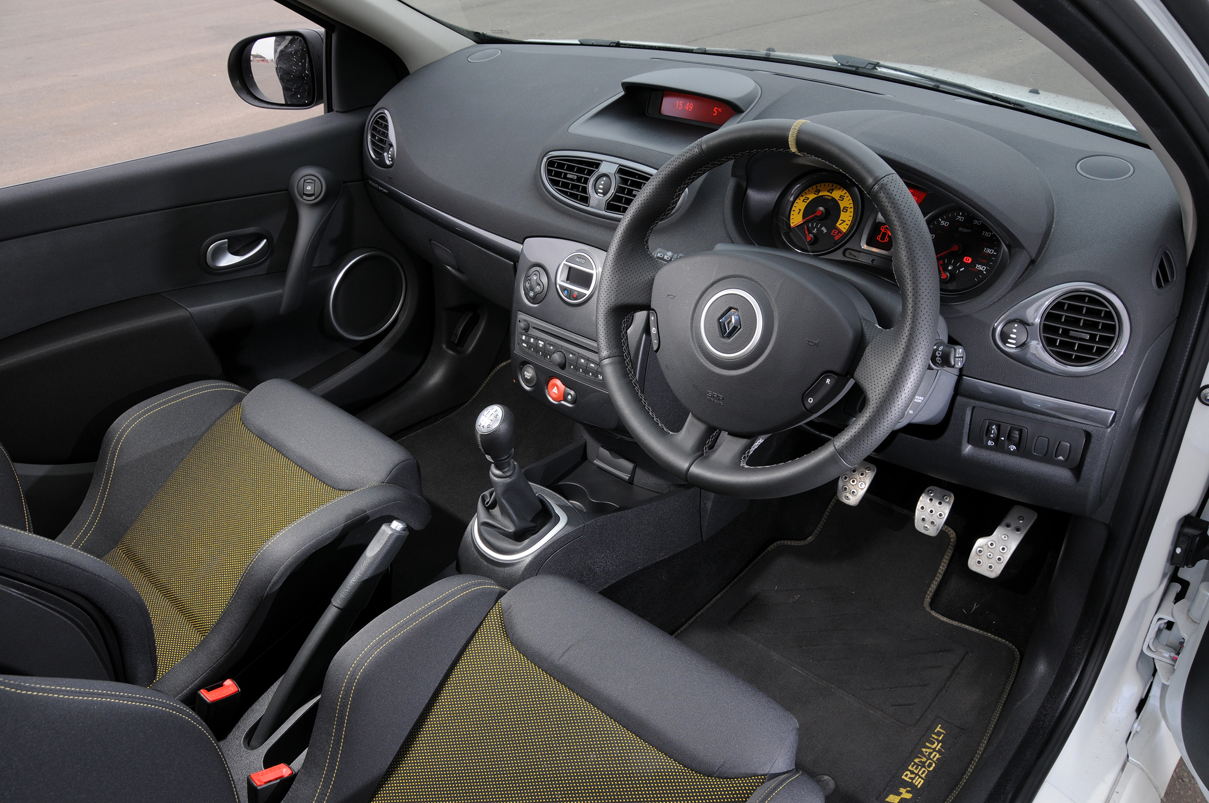 Renaultsport Clio - interior