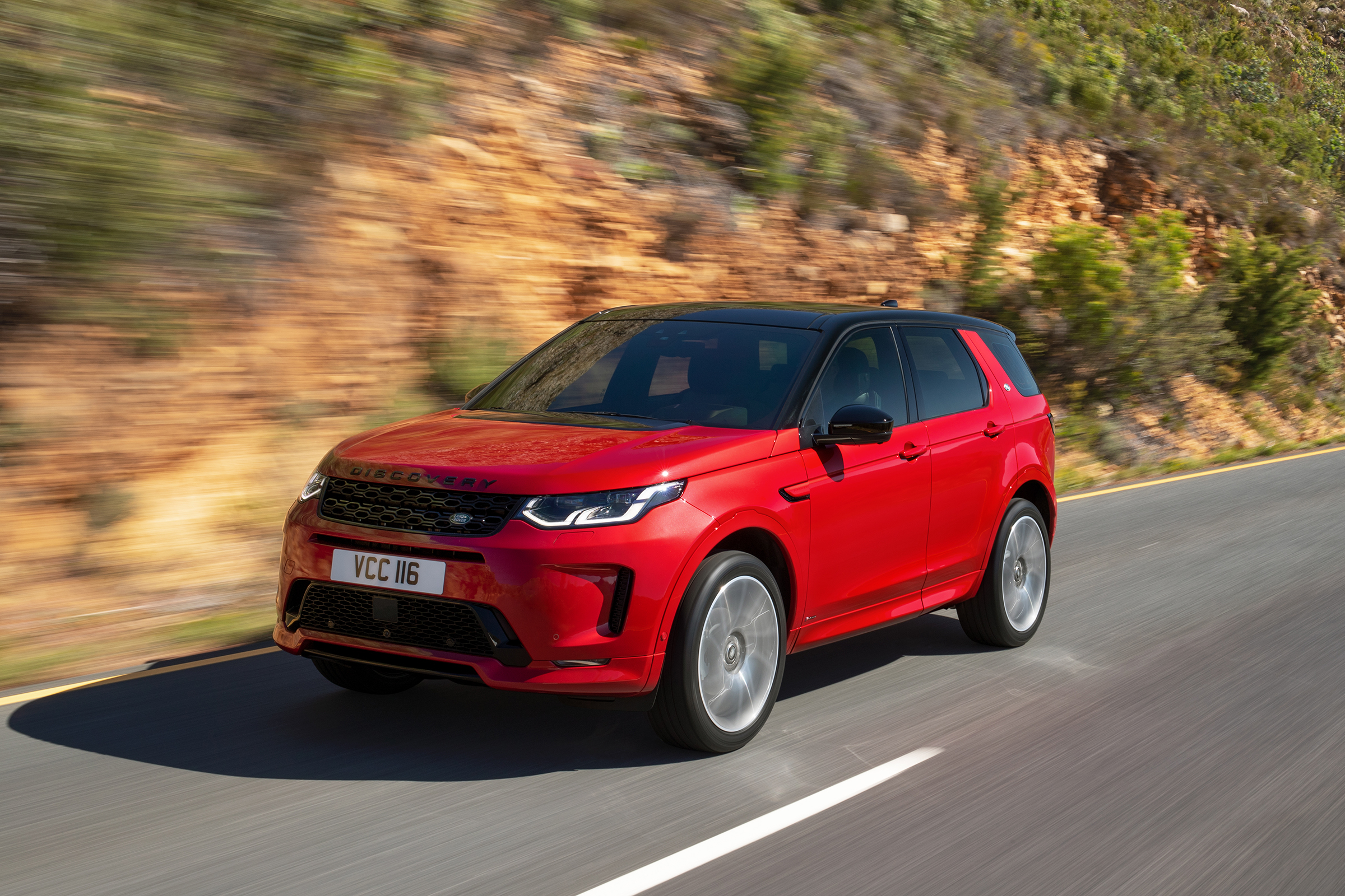 Facelifted Land Rover Discovery Sport  - front quarter dynamic