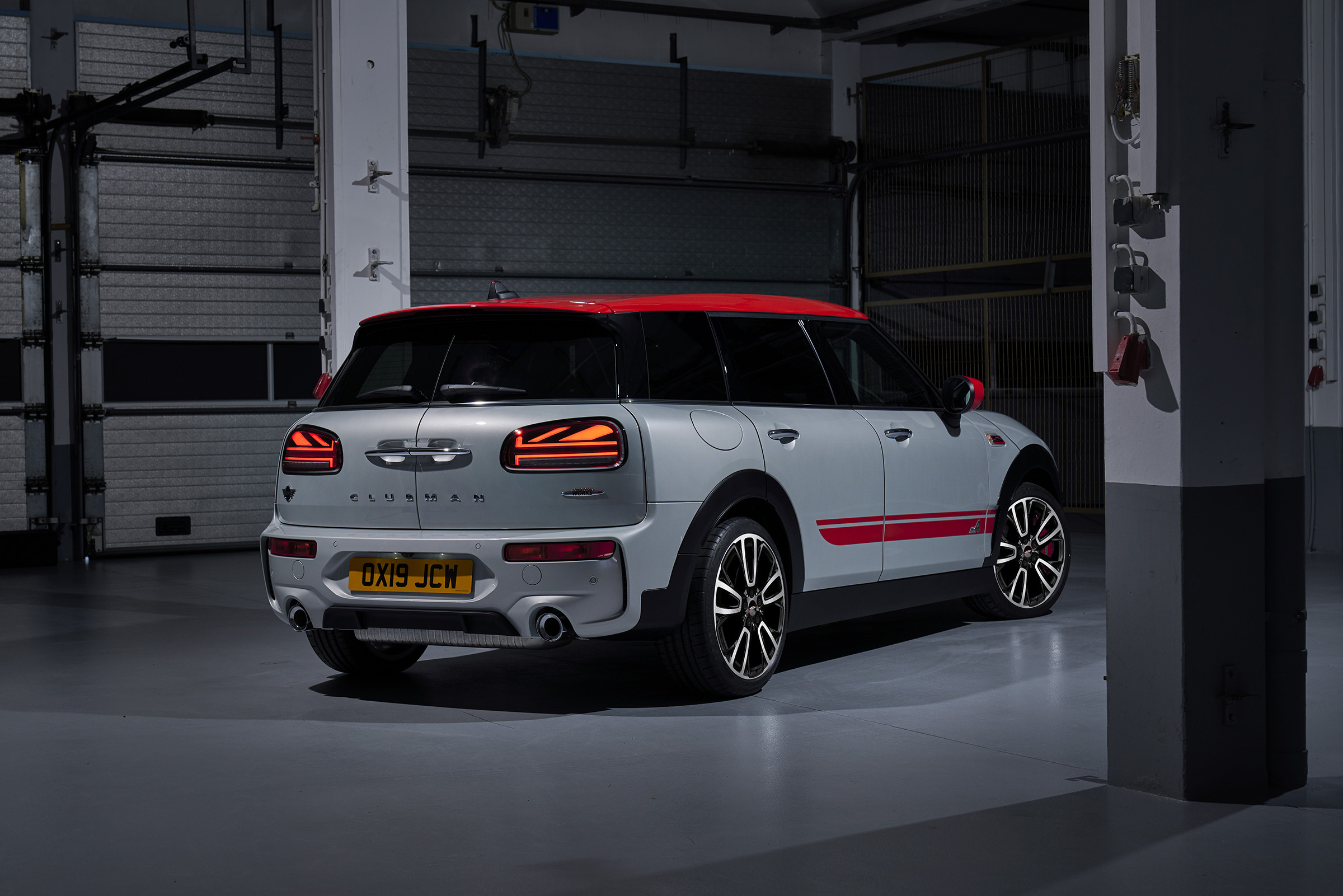 MINI John Cooper Works Clubman - rear static