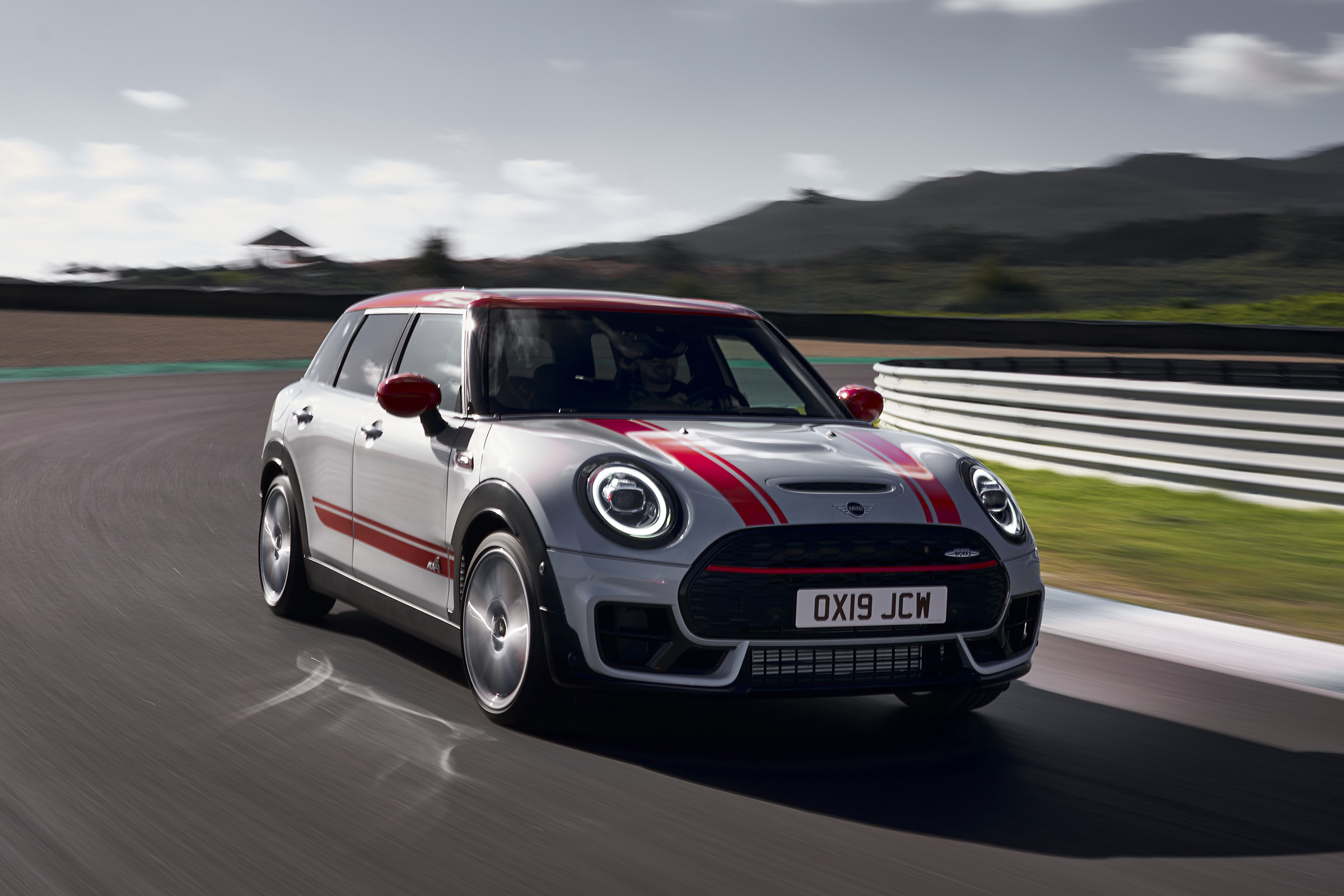 MINI John Cooper Works Clubman - front cornering 