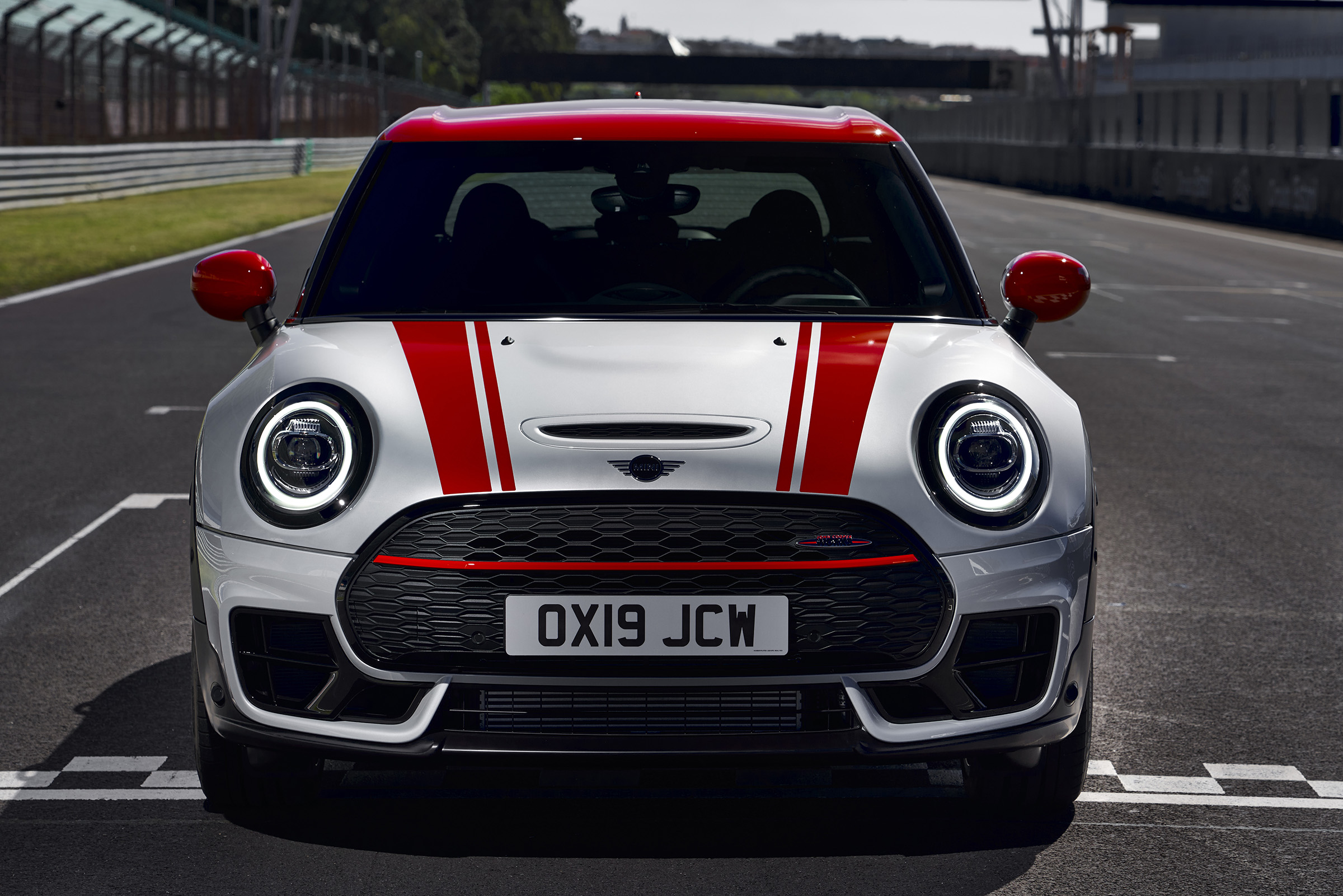 MINI John Cooper Works Clubman - front 