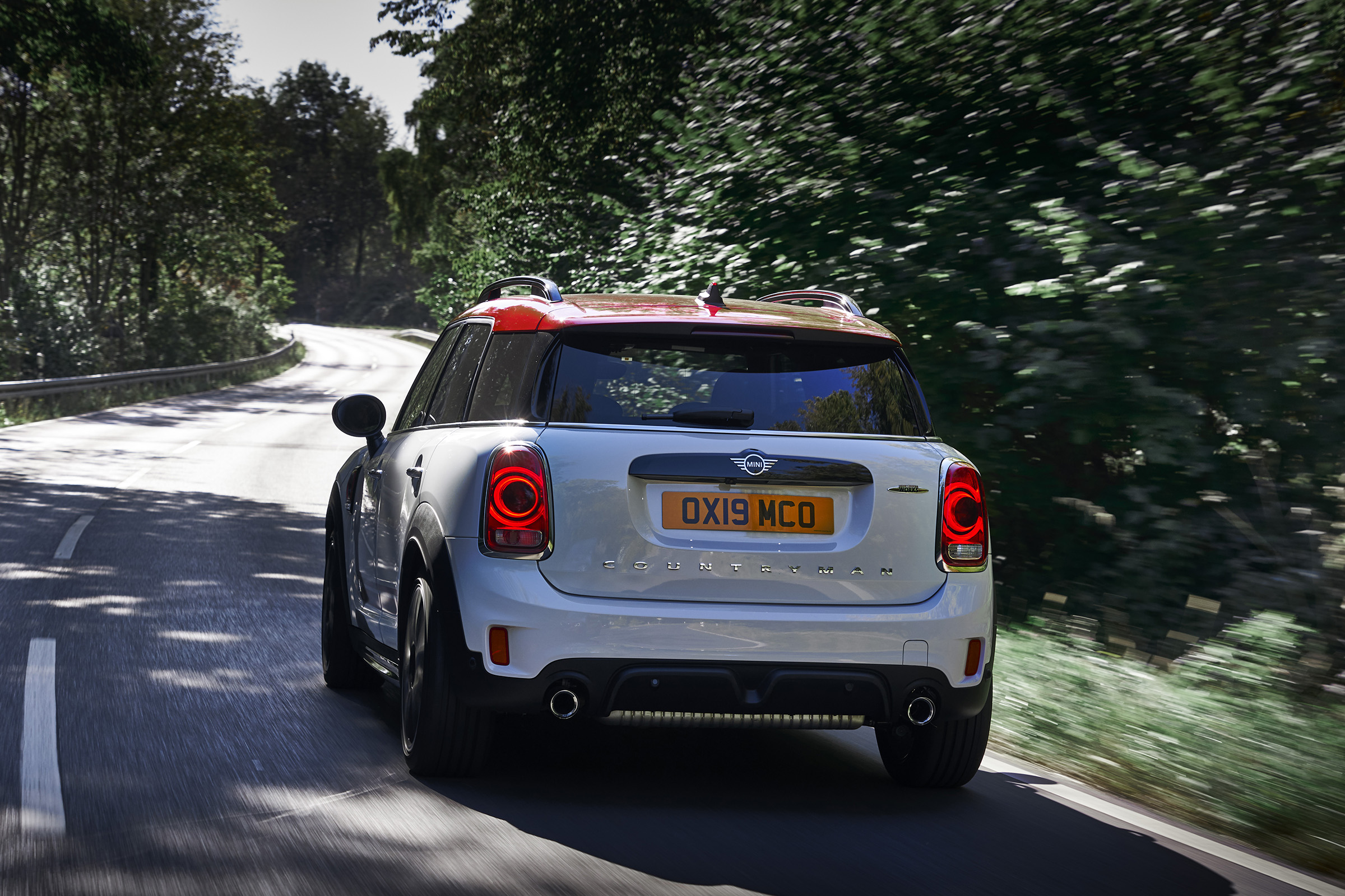 MINI John Cooper Works Countryman - rear view