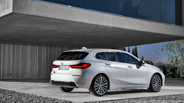 2019 BMW 1 Series rear quarter view static