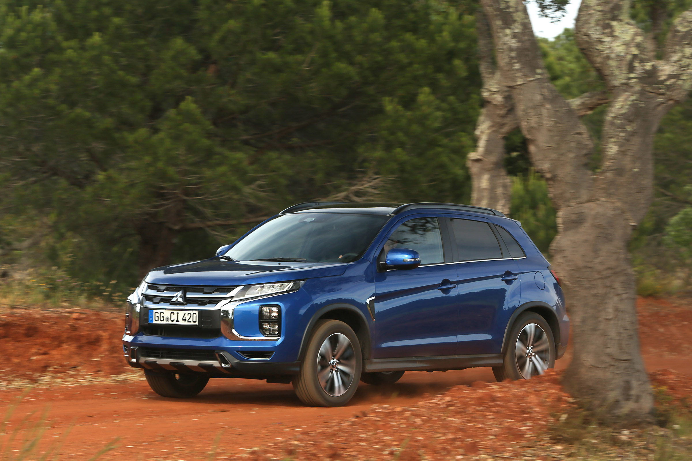 Mitsubishi ASX SUV front 3/4 off-road