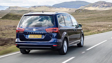SEAT Alhambra MPV rear 3/4 tracking
