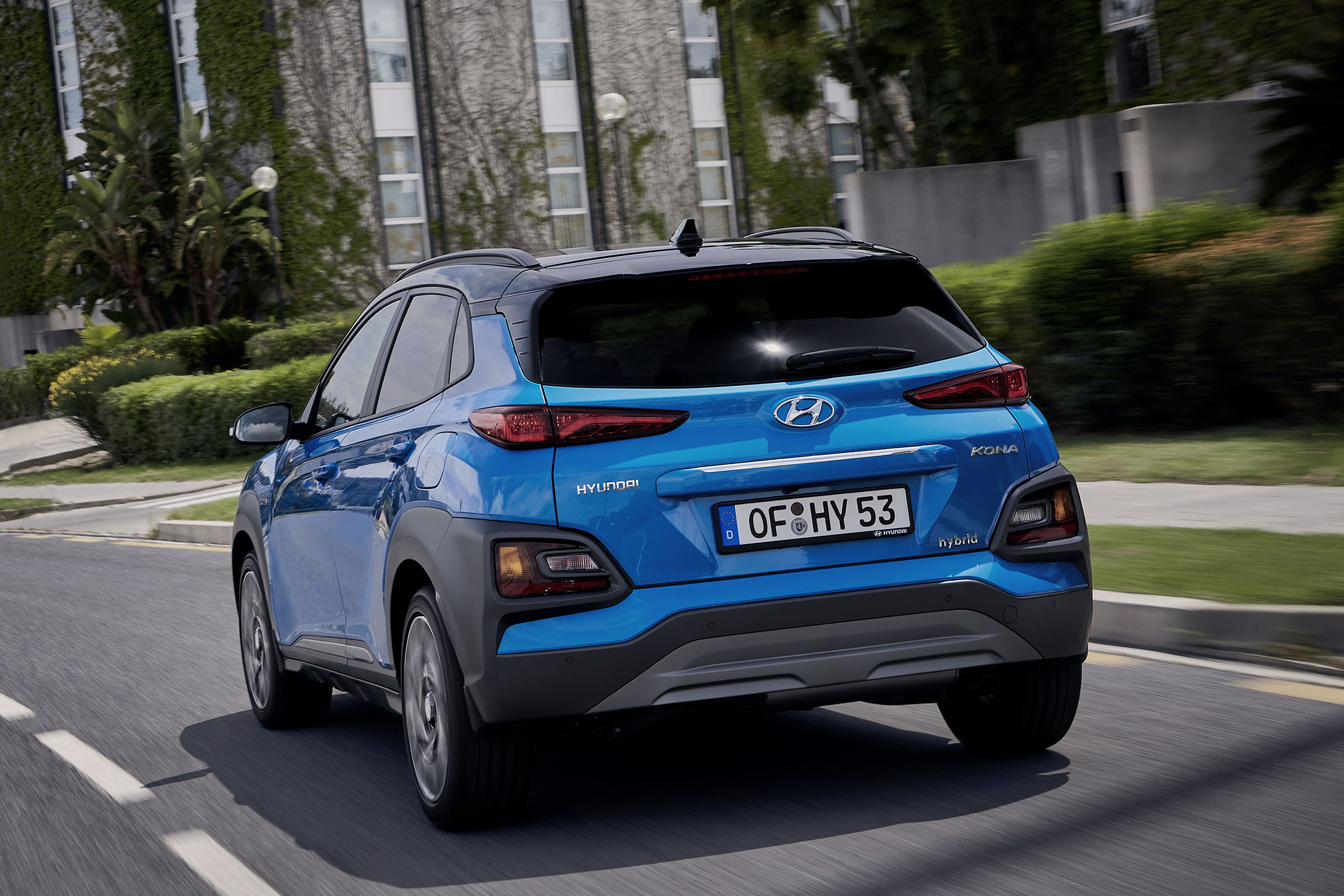 2019 Hyundai Kona Hybrid - rear quarter view driving 