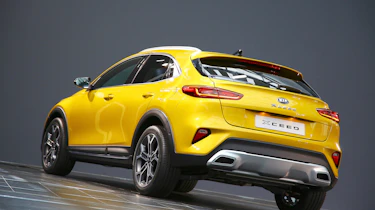 2019 Kia Xceed - 3/4 rear view