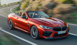 BMW M8 Competition convertible - front view 3/4 cornering