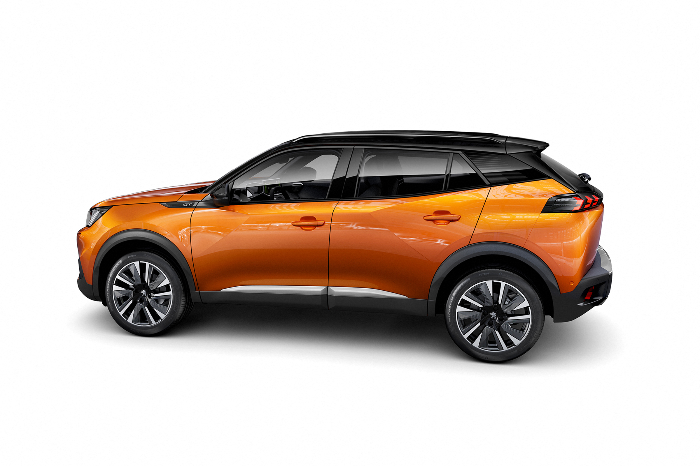 New Peugeot 2008 - side view studio