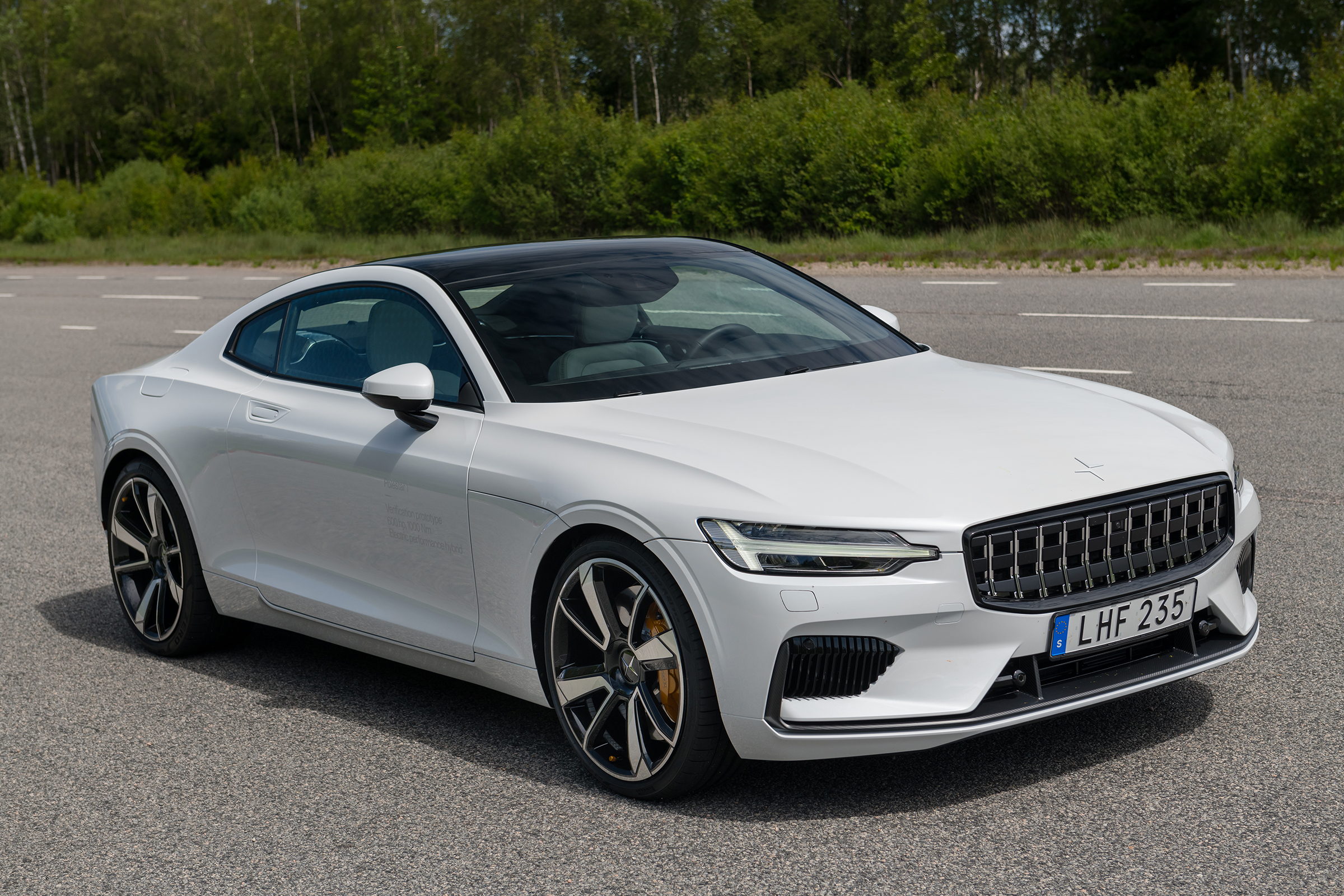 2019 Polestar 1 prototype - Front 3/4 static