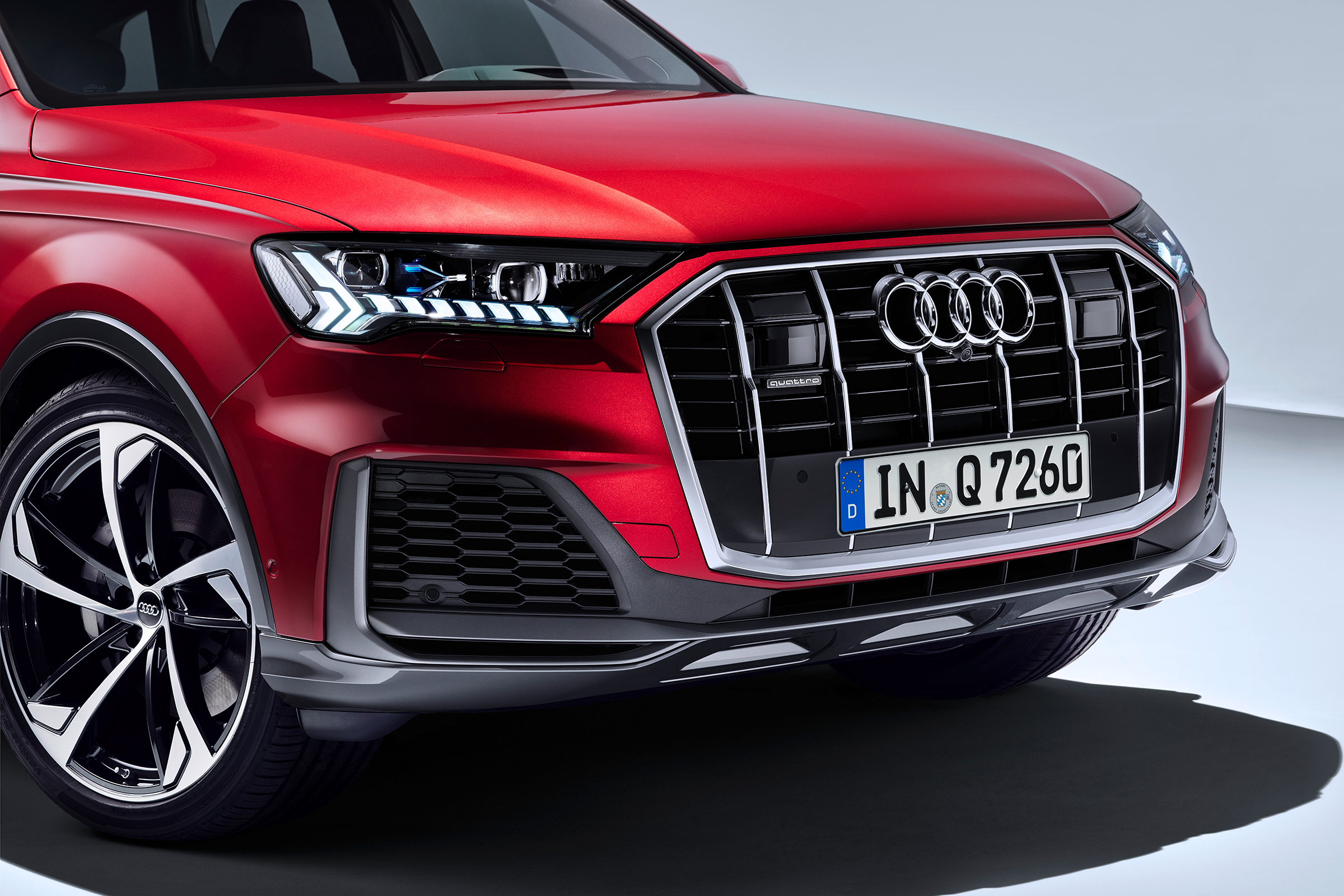 Audi Q7 SUV facelift grille