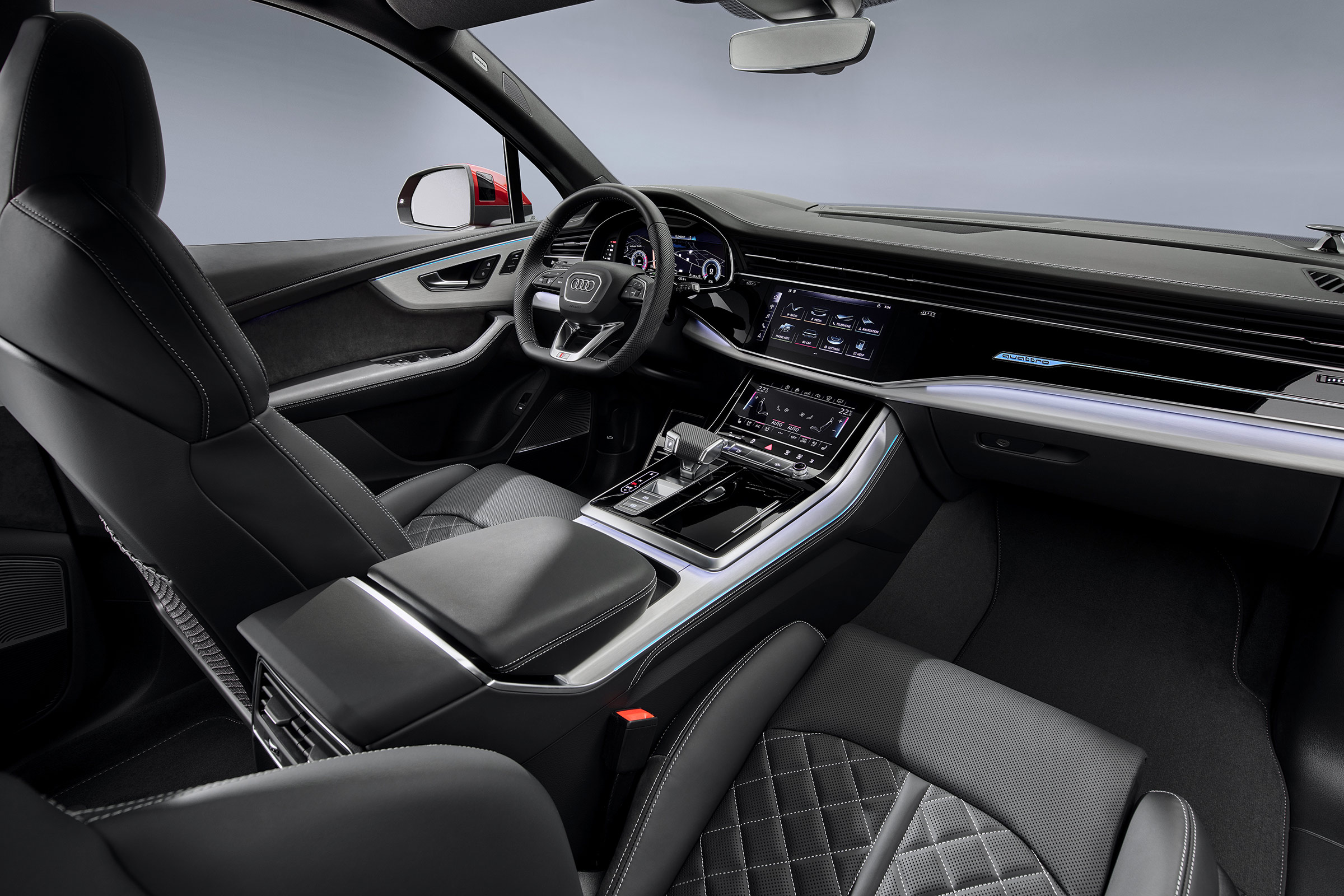 Audi Q7 SUV facelift interior