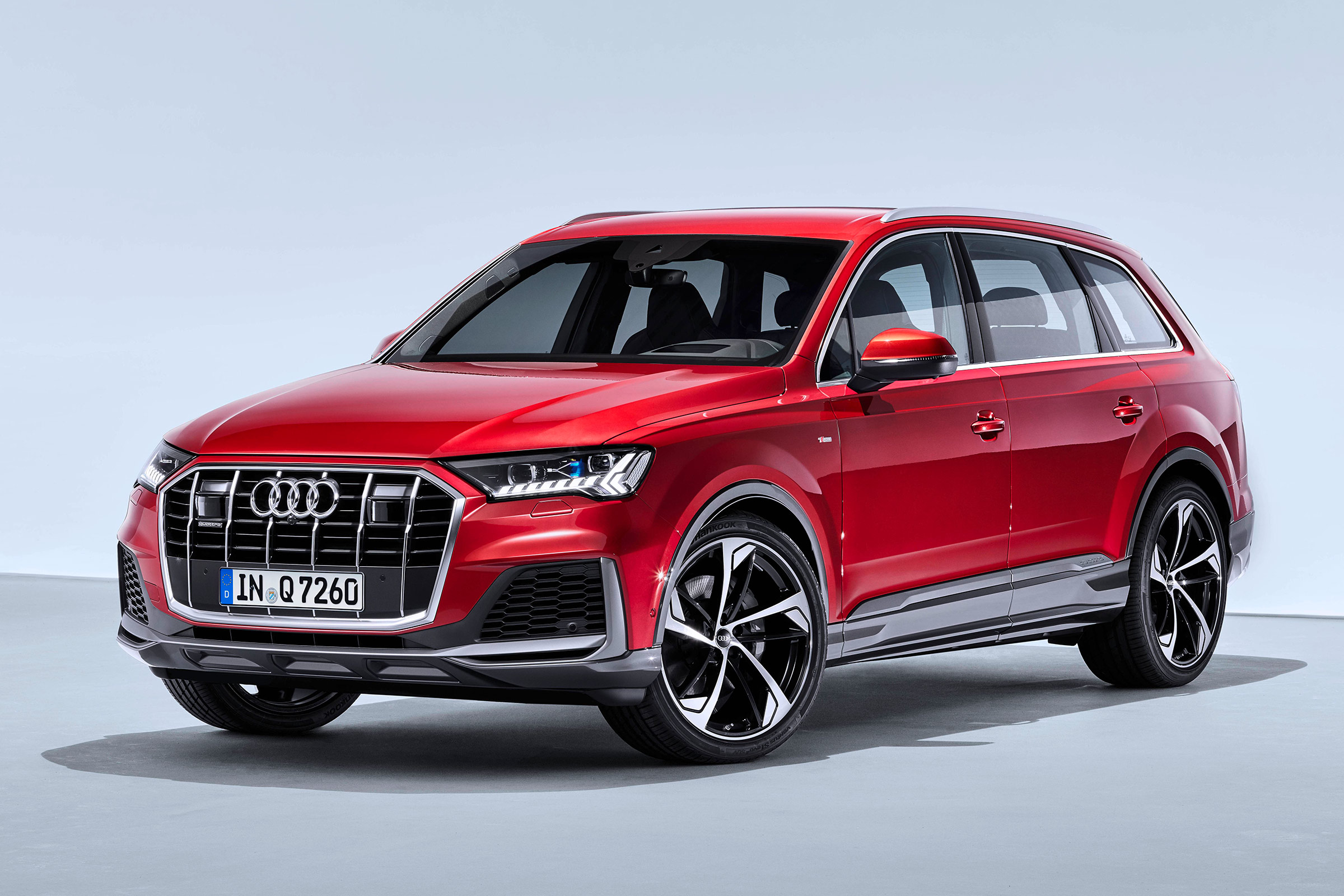 Audi Q7 SUV facelift front 3/4