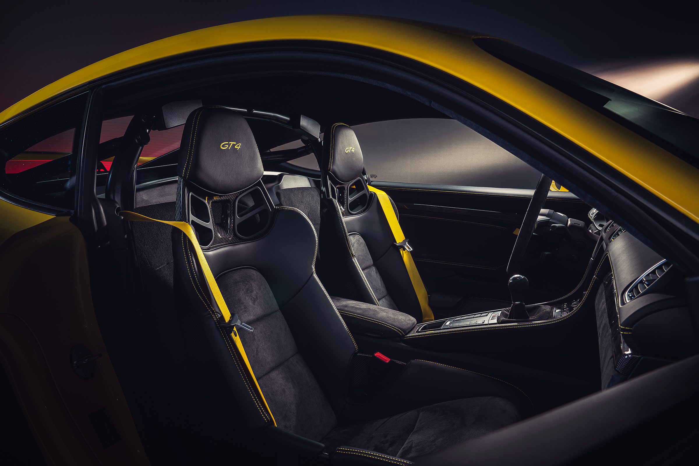 Porsche 718 Cayman GT4 - seats