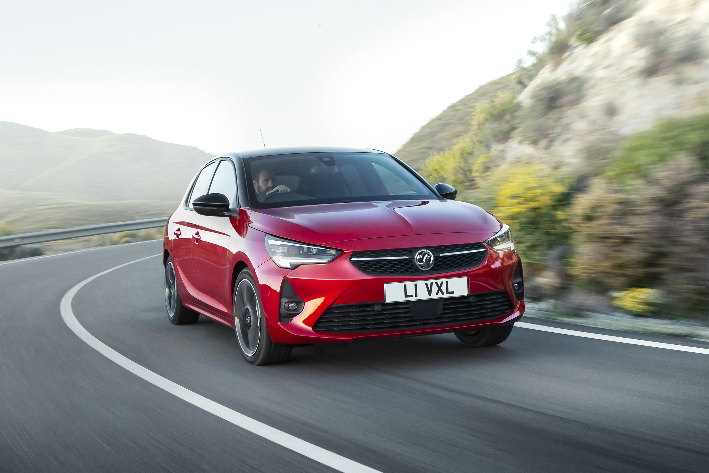 2019 Vauxhall Corsa - front 3/4 view dynamic 