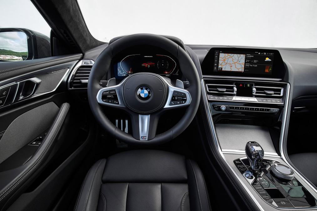 BMW M850i interior