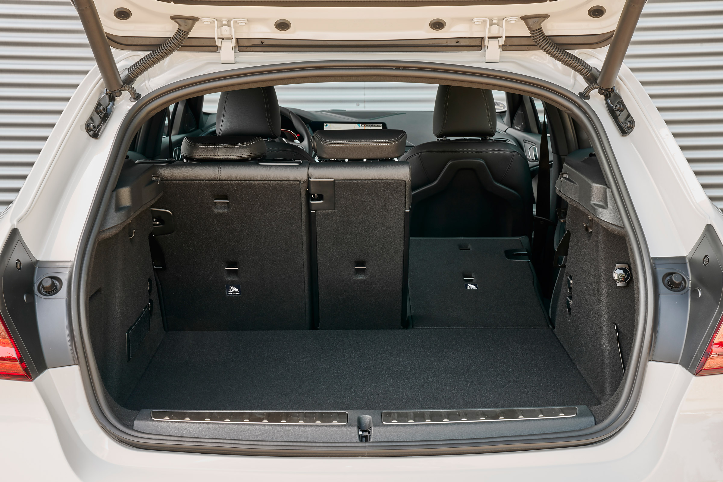 BMW 1 Series hatchback luggage space