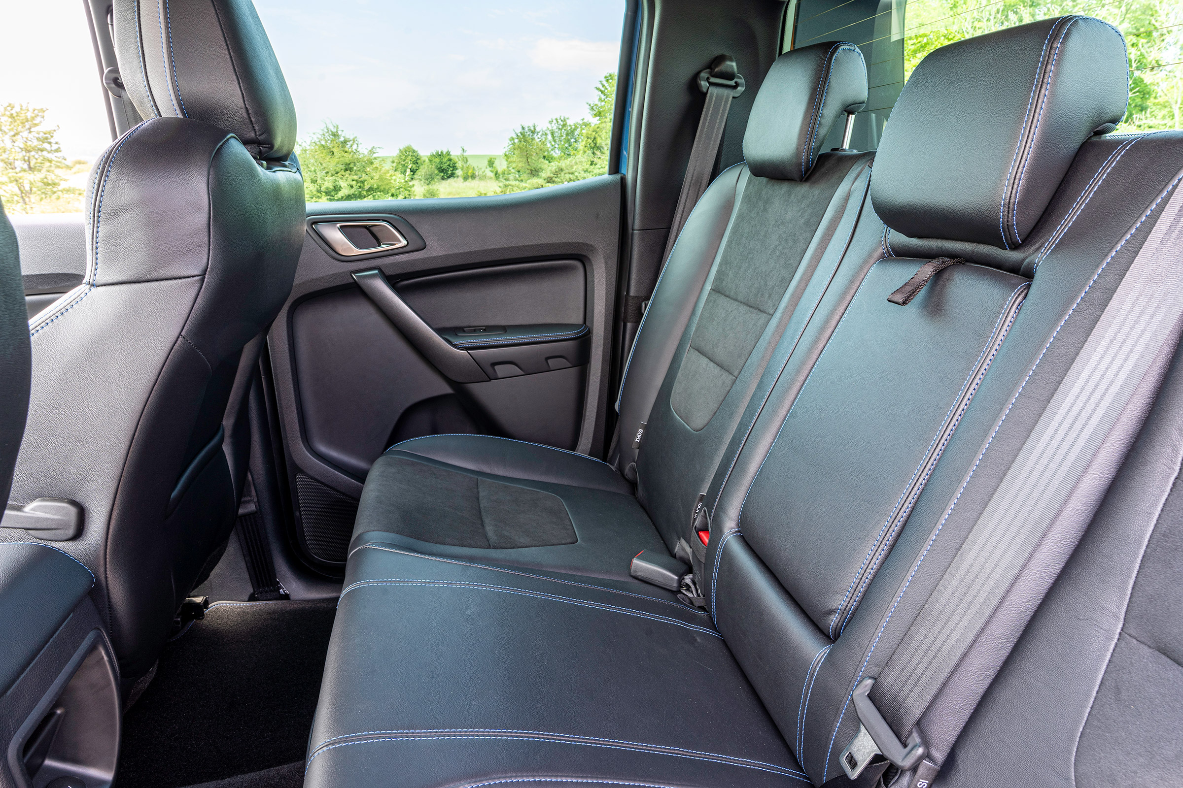 Ford Ranger Raptor pickup rear seats