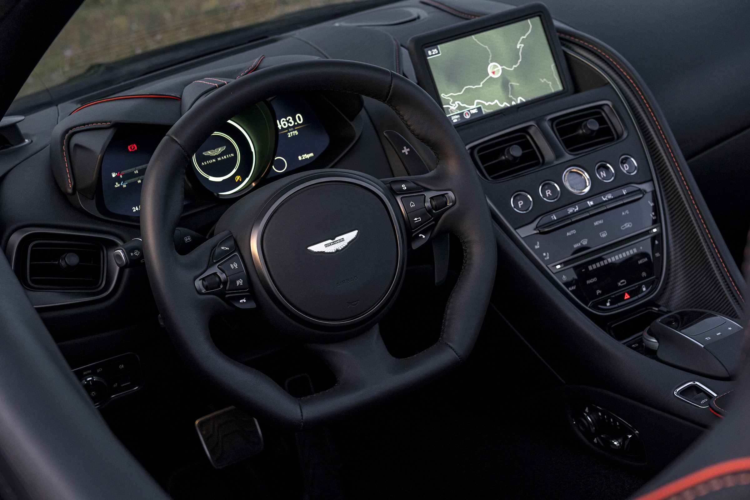 Aston Martin DBS Superleggera Volante interior