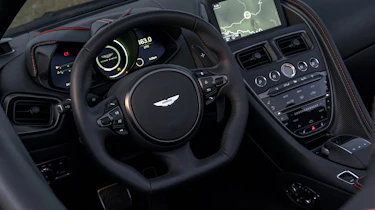 Aston Martin DBS Superleggera Volante interior