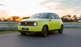 2019 Honda e prototype - front dynamic