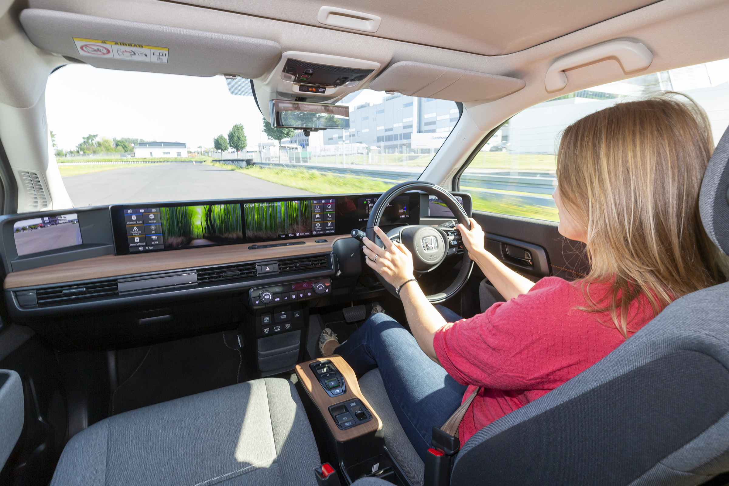 2019 Honda e prototype - interior dynamic