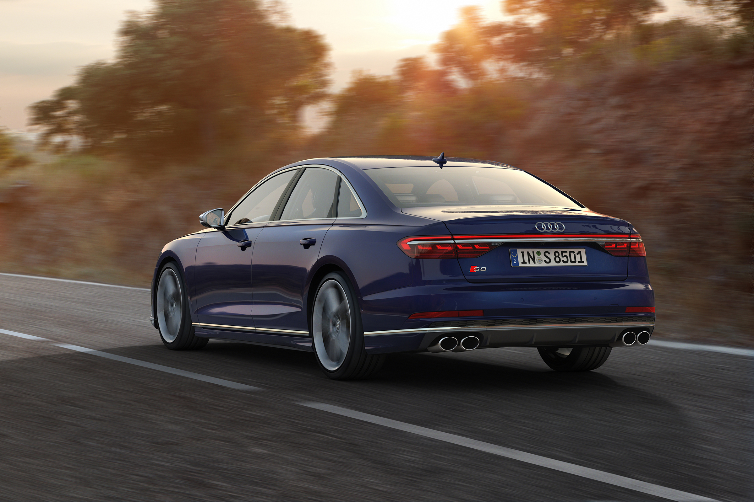 2019 Audi S8 dynamic 3/4 rear