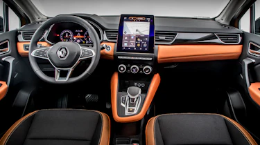 2020 Renault Captur - interior and dashboard