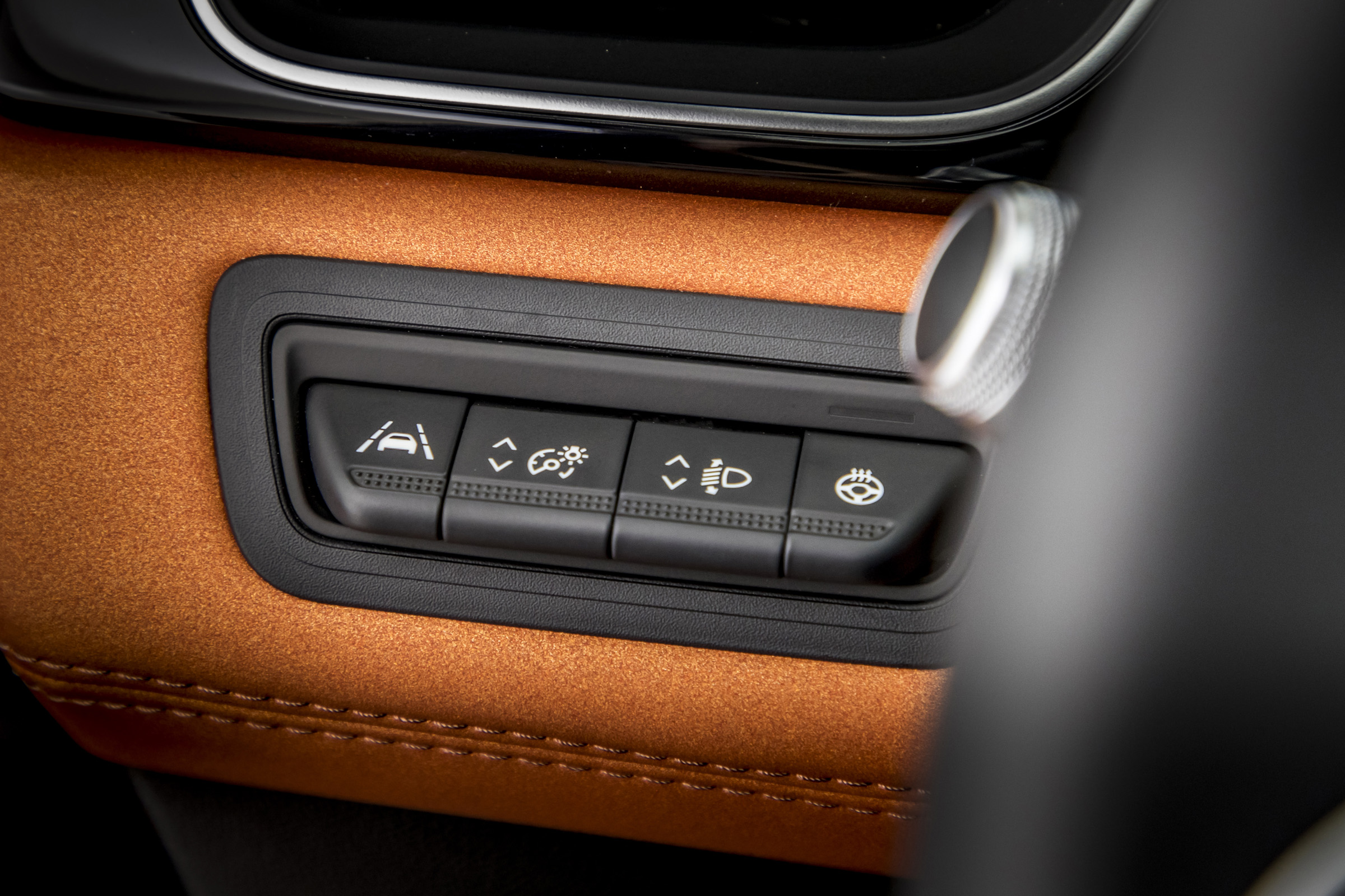 2020 Renault Captur - dashboard switchgear