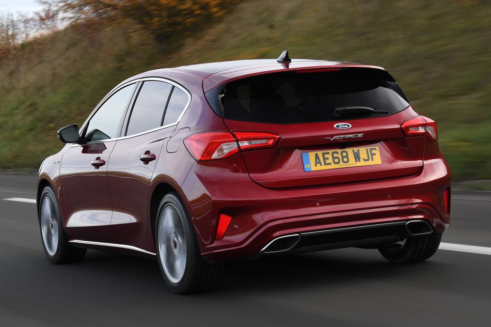 Ford Focus Vignale - 3/4 rear view