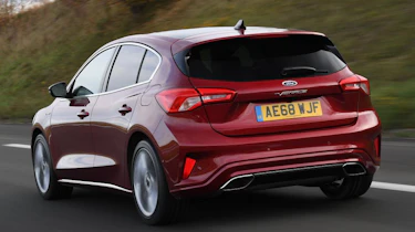 Ford Focus Vignale - 3/4 rear view