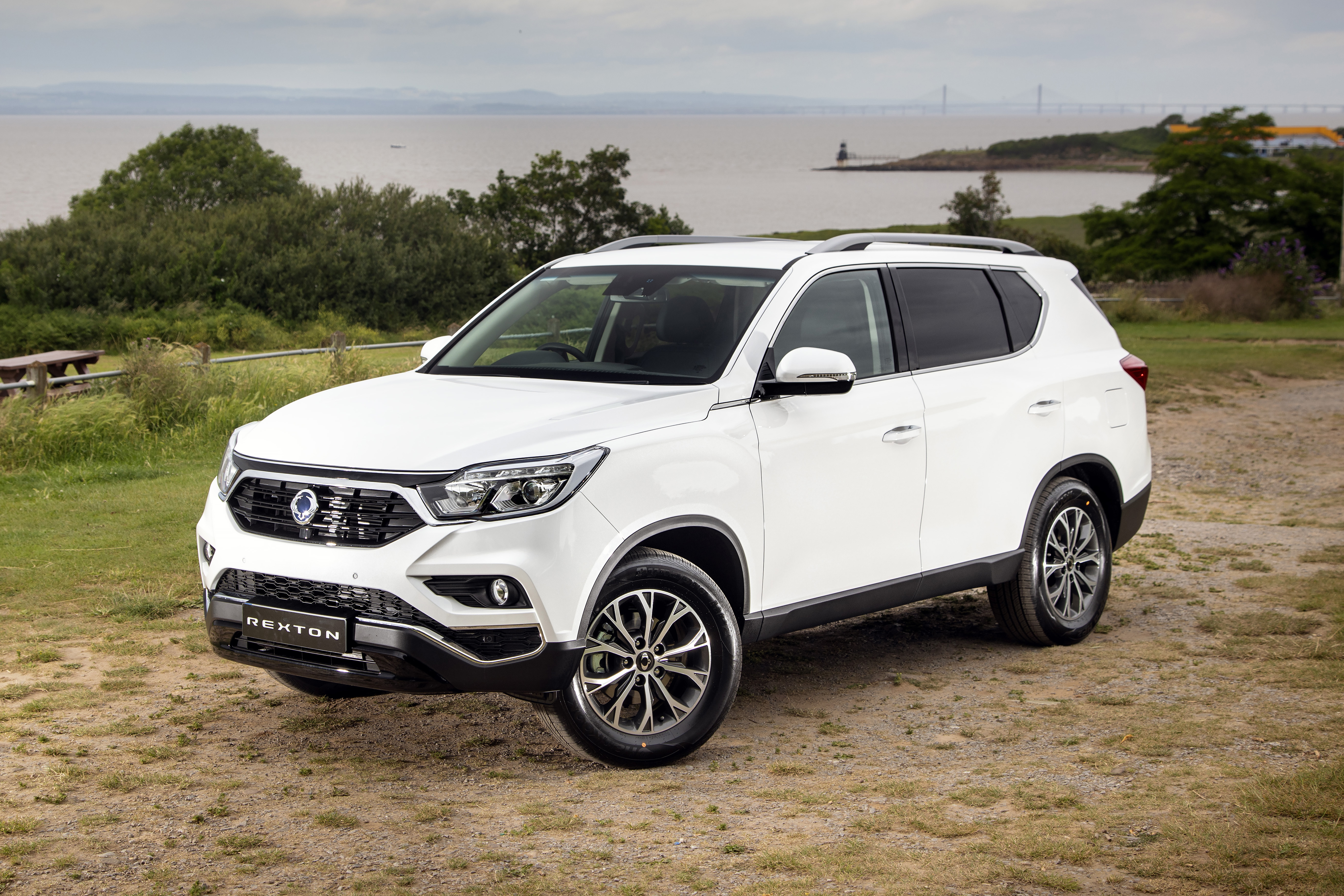 2019 SsangYong Rexton ICE special edition - Front 3/4 static 