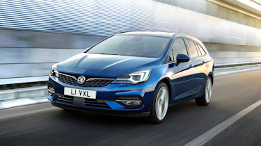 2019 Vauxhall Astra estate - front 3/4 dynamic