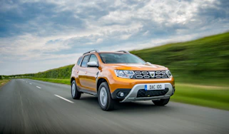 Dacia Duster 1.0-litre 100 TCe - Front 3/4 dynamic shot