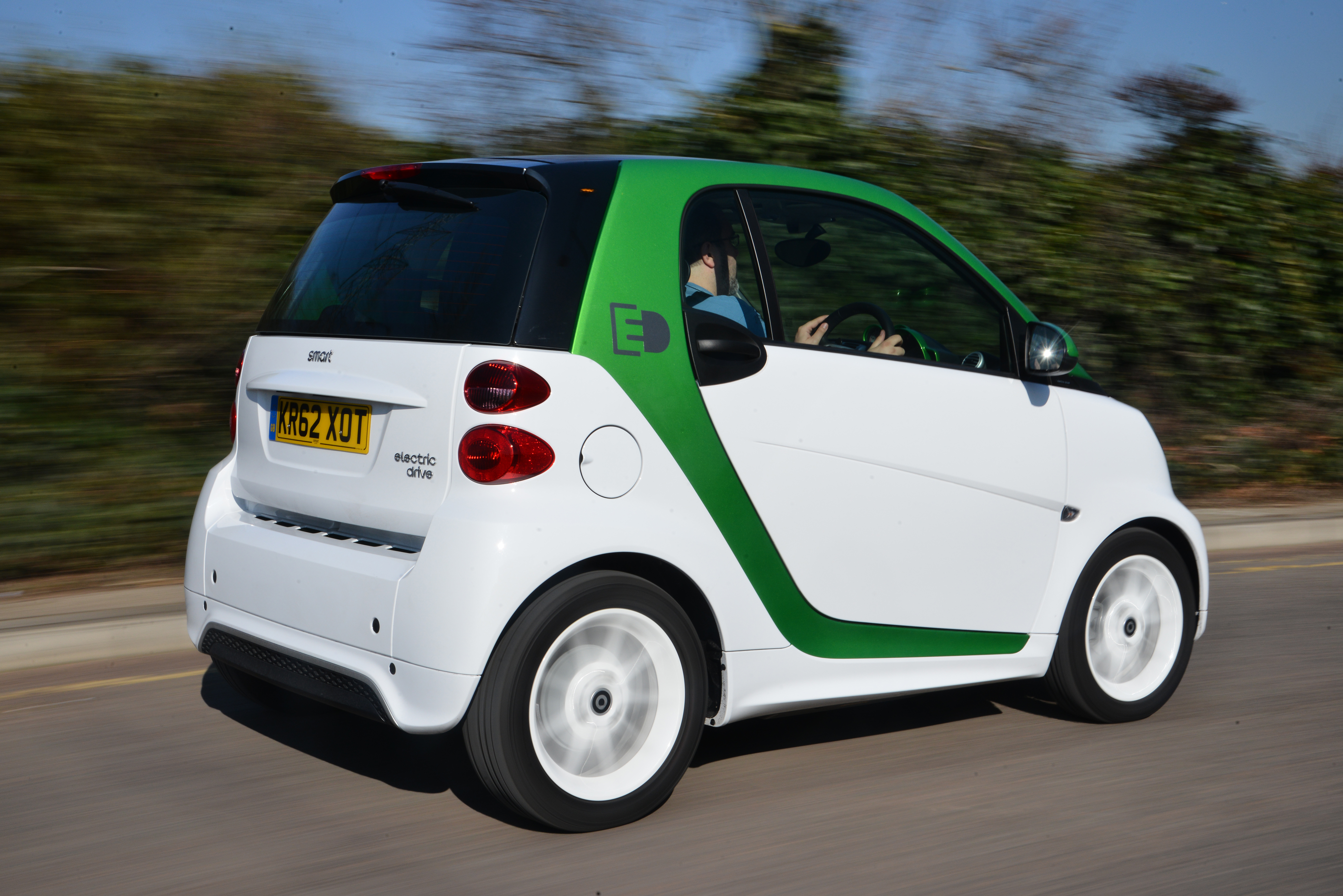 Smart ForTwo ED - Rear 3/4 view