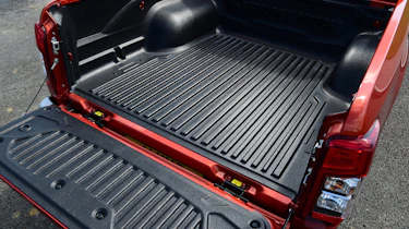 Mitsubishi L200 pickup load bed